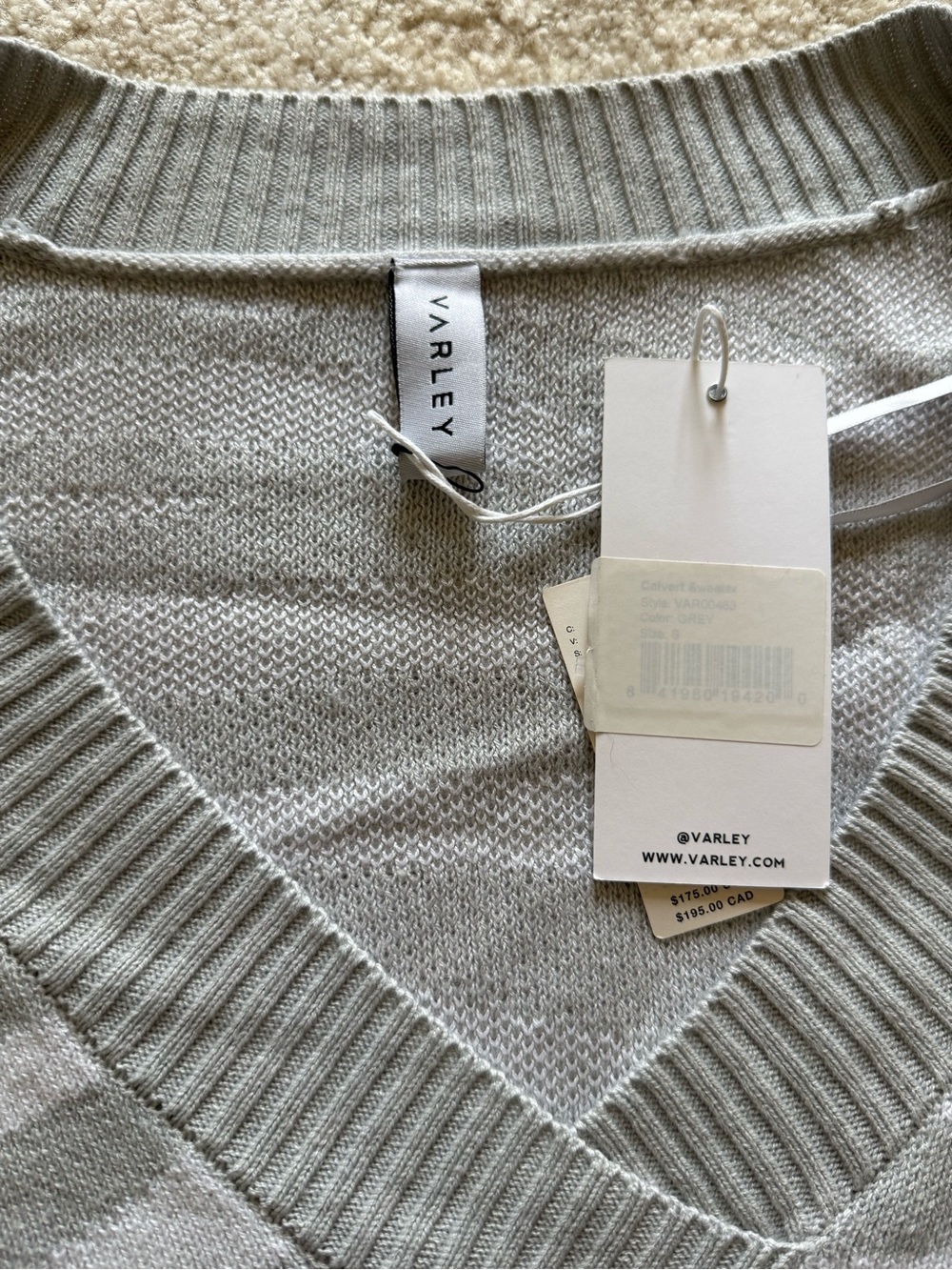 New! Varley Calvert V-Neck Zebra Stripe Oversized Sweater in Light Gray/White S - Picture 2 of 3